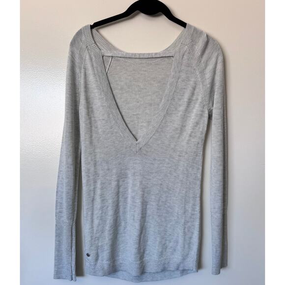 Lululemon Unity Drop Back Cashmere Sweater in Heathered Silver Ice Size 4 - Picture 4 of 5